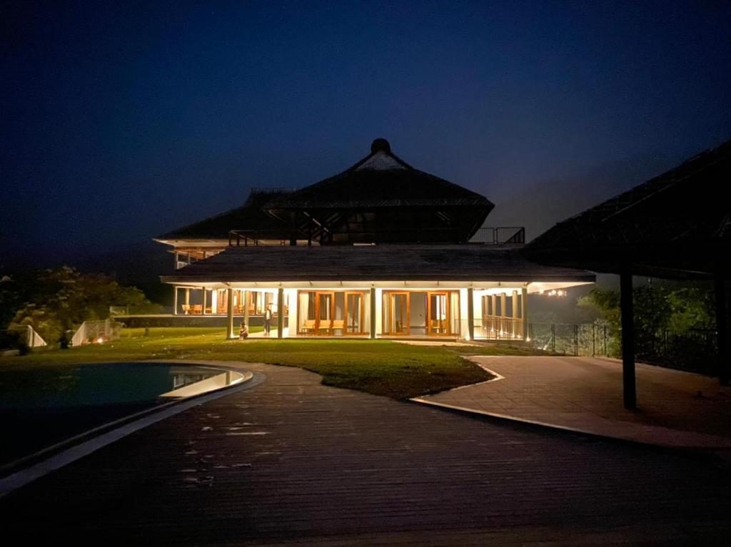 Luxury villas with mountain view